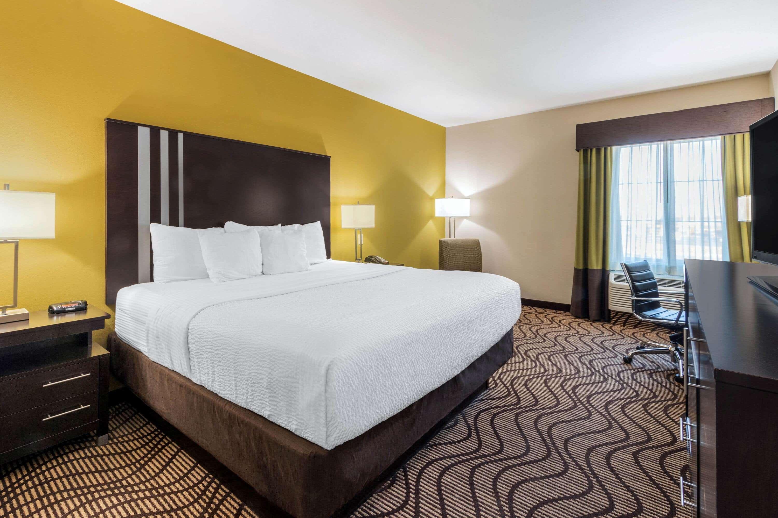 La Quinta By Wyndham Artesia Hotel Ngoại thất bức ảnh