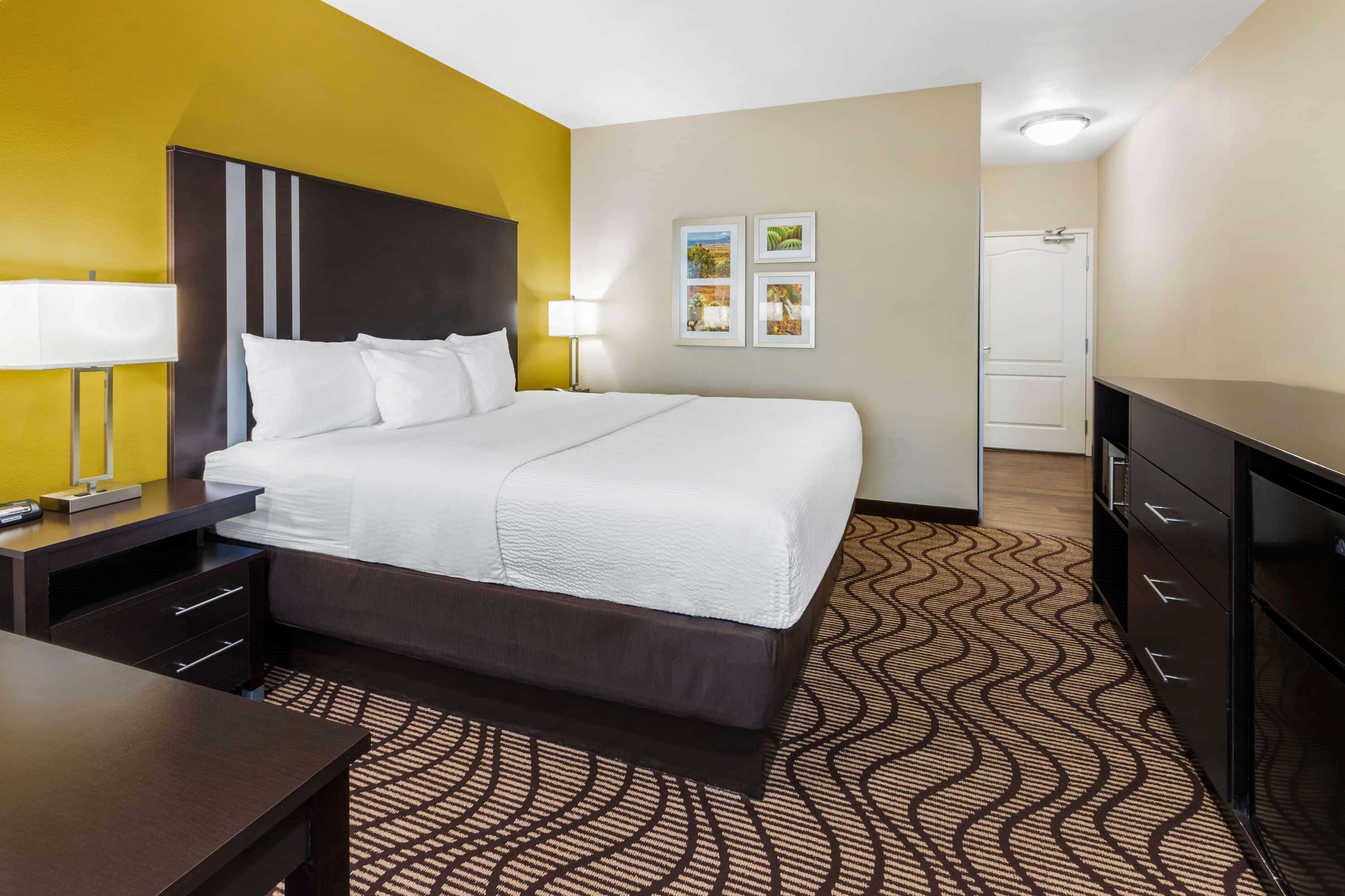 La Quinta By Wyndham Artesia Hotel Ngoại thất bức ảnh