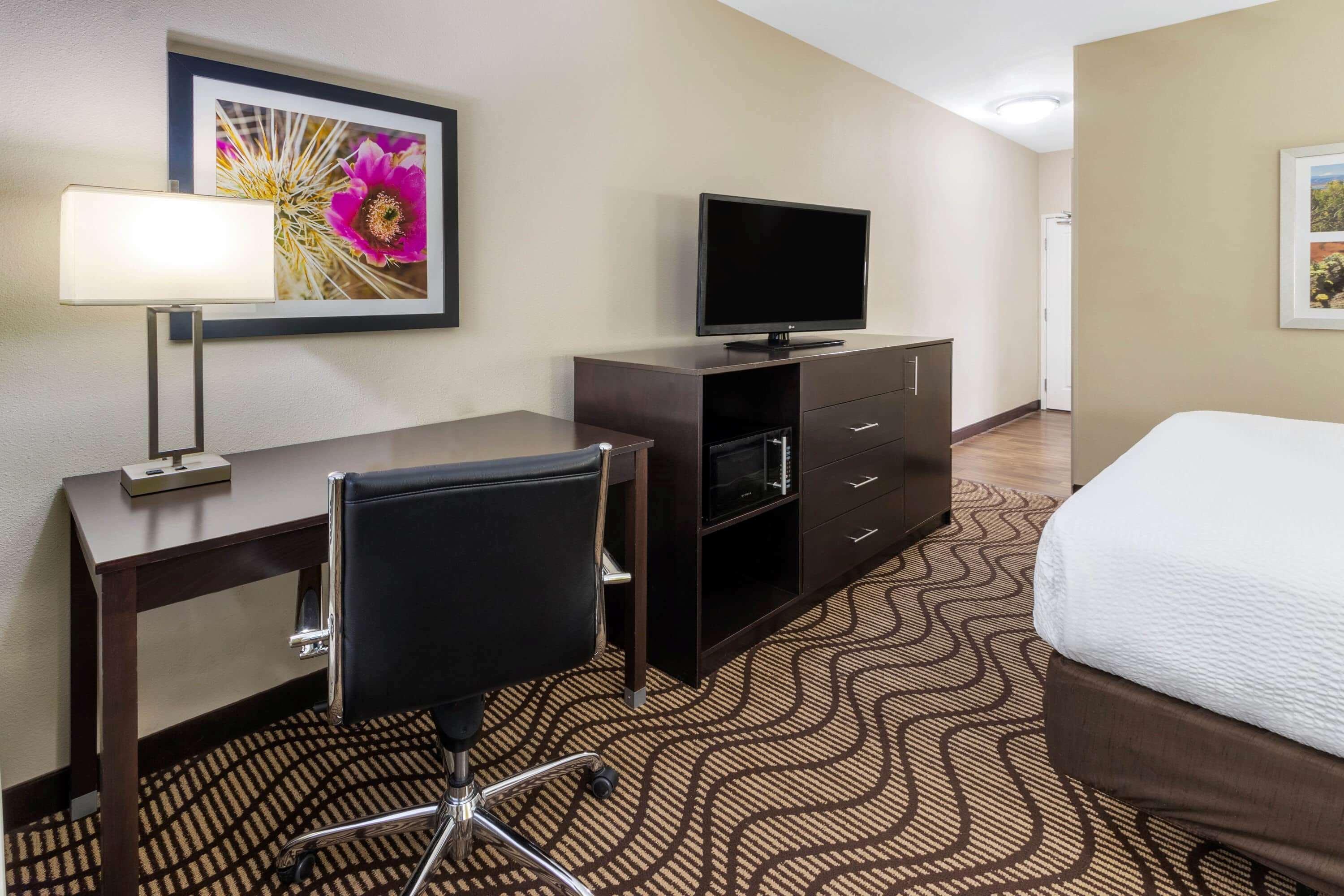 La Quinta By Wyndham Artesia Hotel Ngoại thất bức ảnh