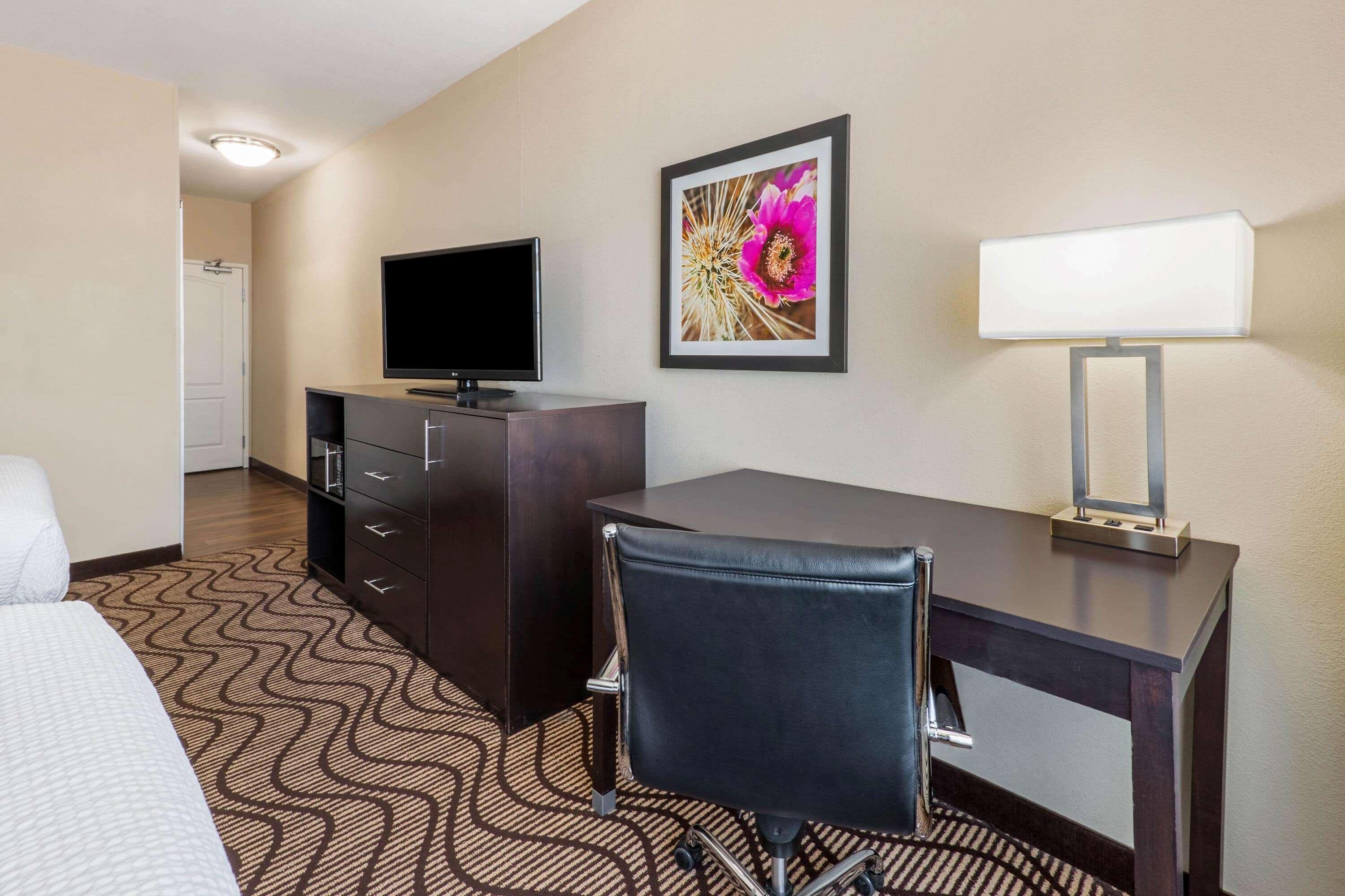 La Quinta By Wyndham Artesia Hotel Ngoại thất bức ảnh