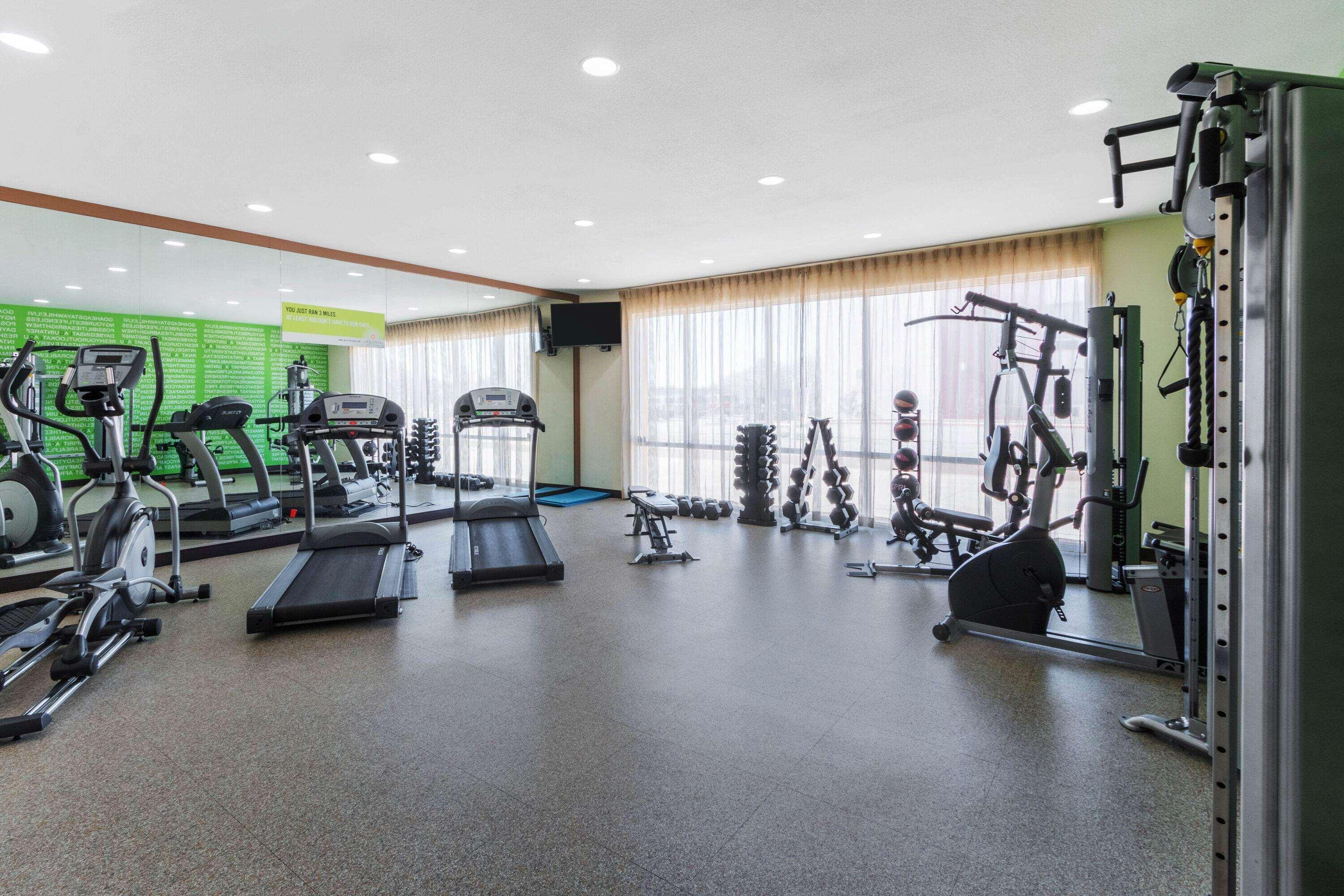 La Quinta By Wyndham Artesia Hotel Ngoại thất bức ảnh