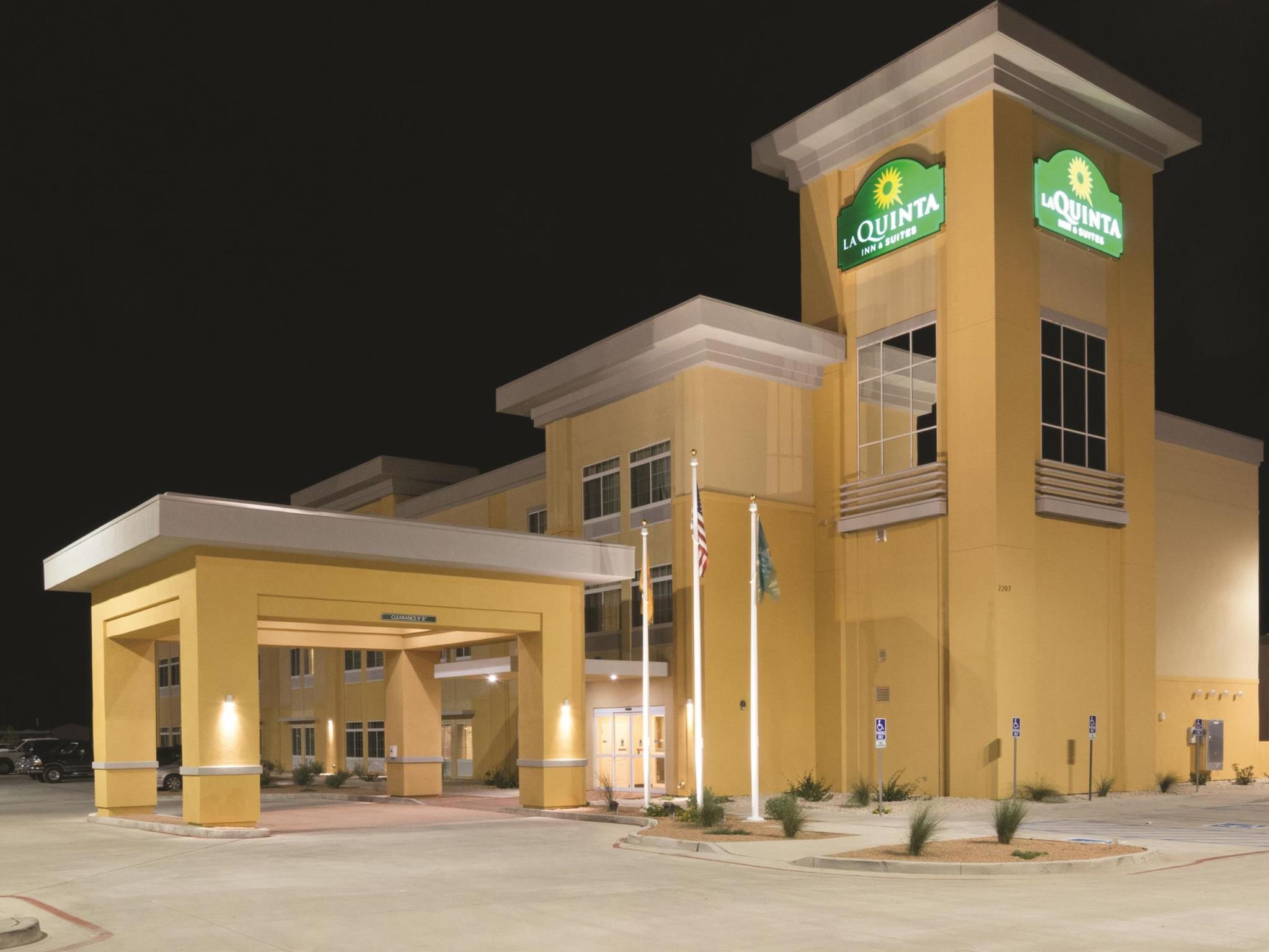La Quinta By Wyndham Artesia Hotel Ngoại thất bức ảnh