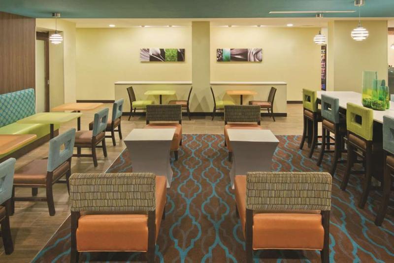 La Quinta By Wyndham Artesia Hotel Ngoại thất bức ảnh